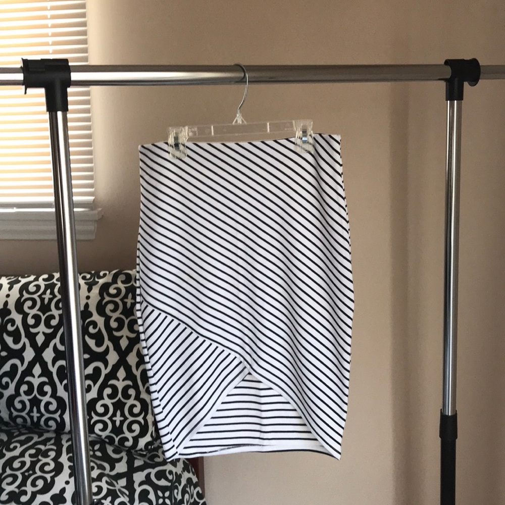 ZARA TRAFALUC stripped crossover skirt
